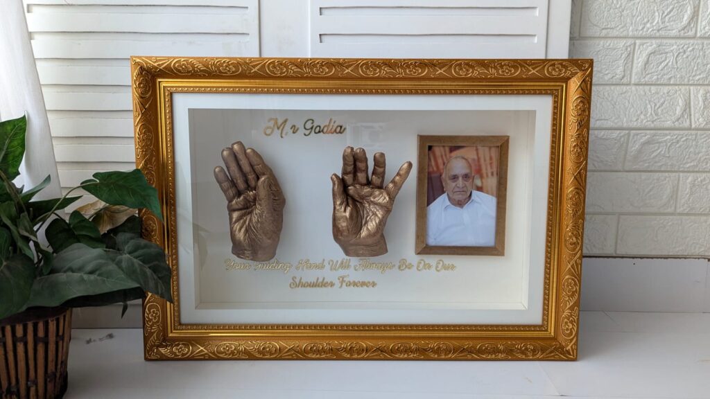 Grandparents and Parents blessing hands 3D casting memorial art